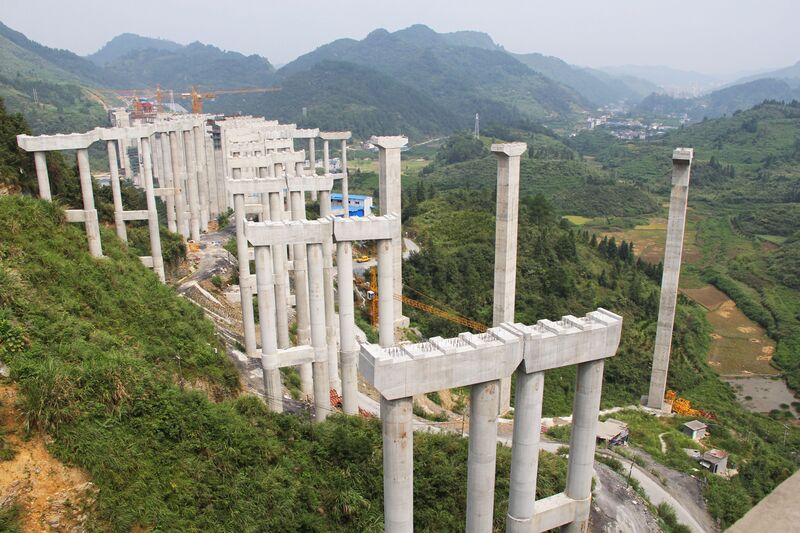 File:ShijiazhaiExitViaductApproach.jpg