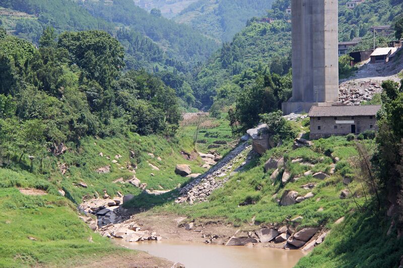 File:UnknownFengfu3BridgePierBase.jpg