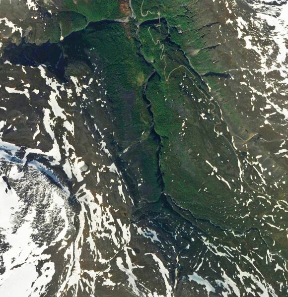 File:Lyngenfjord BungeeSatelliteWide.jpg