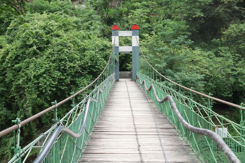 File:RenheFootbridge7.JPG