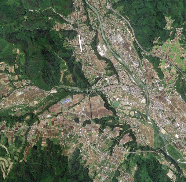 File:AkatanigawaRailwaySatelliteWide.jpg