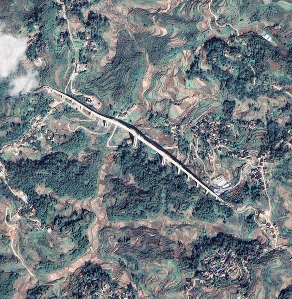 File:Hegoutou AqueductSatellite.jpg