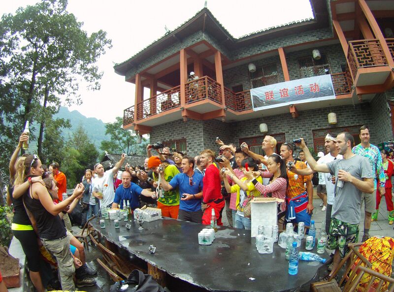 File:175WomenByKerkko.JPG