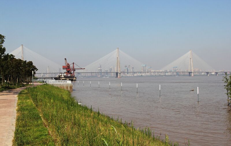 File:934ErqiSideBridge copy.JPG