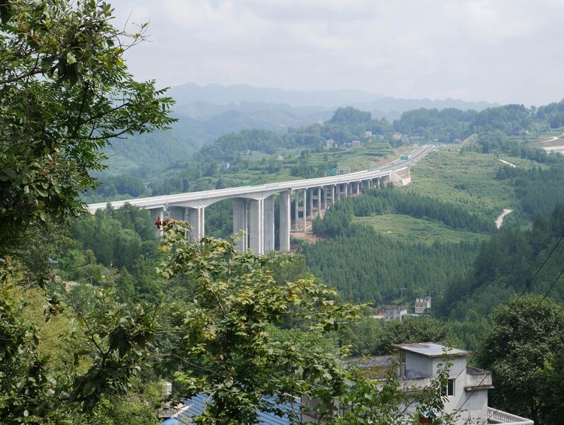 File:BaixianglingLonglens.JPG