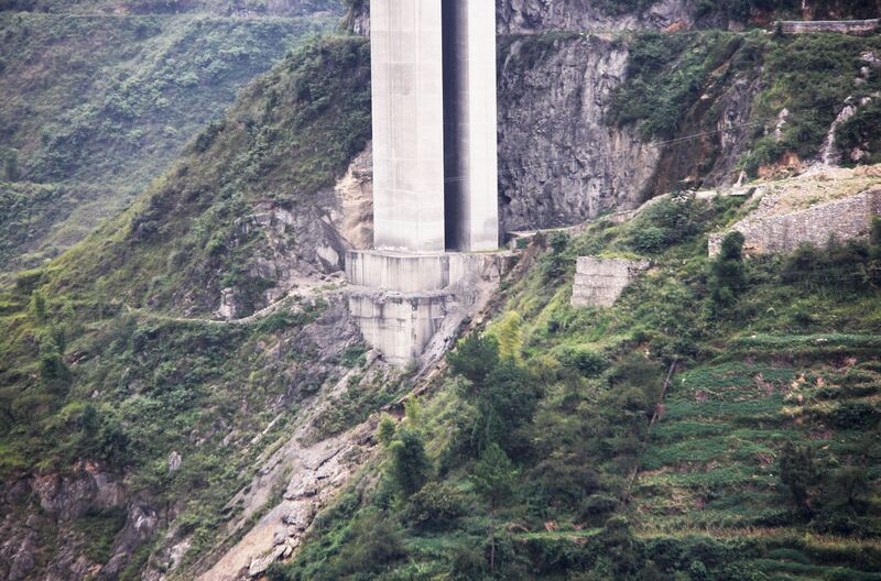 File:LengshuigouPierBottom.jpg
