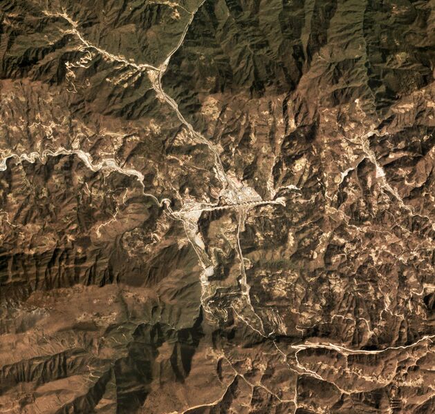 File:TianchiRailwaySatelliteWide.jpg