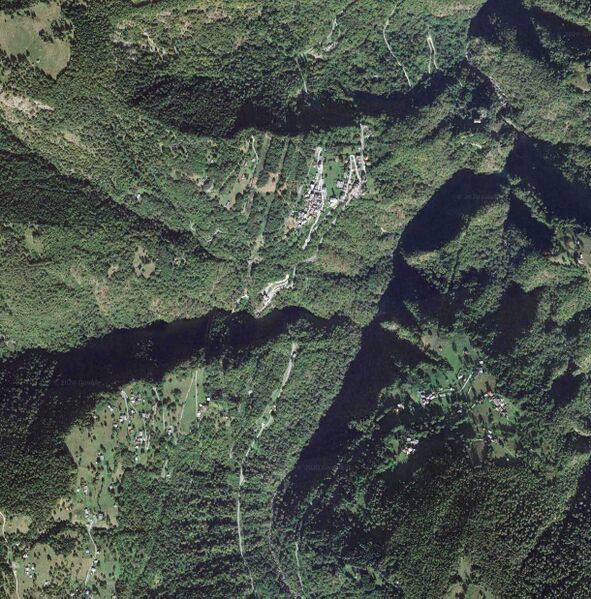 File:ValdipaiSatelliteWide.jpg