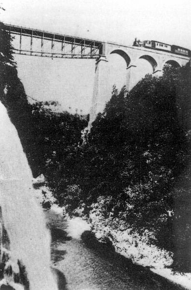 File:AsticoWaterfall.jpg