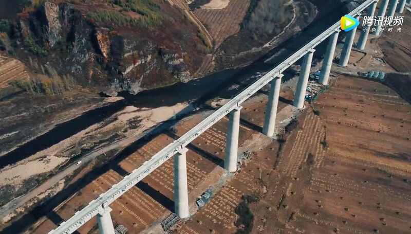 File:Taizihe Railway4.jpg
