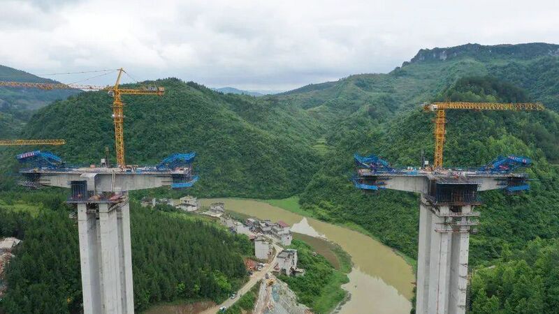 File:Baixiangling 120mtrSpan668mtrLong.jpeg