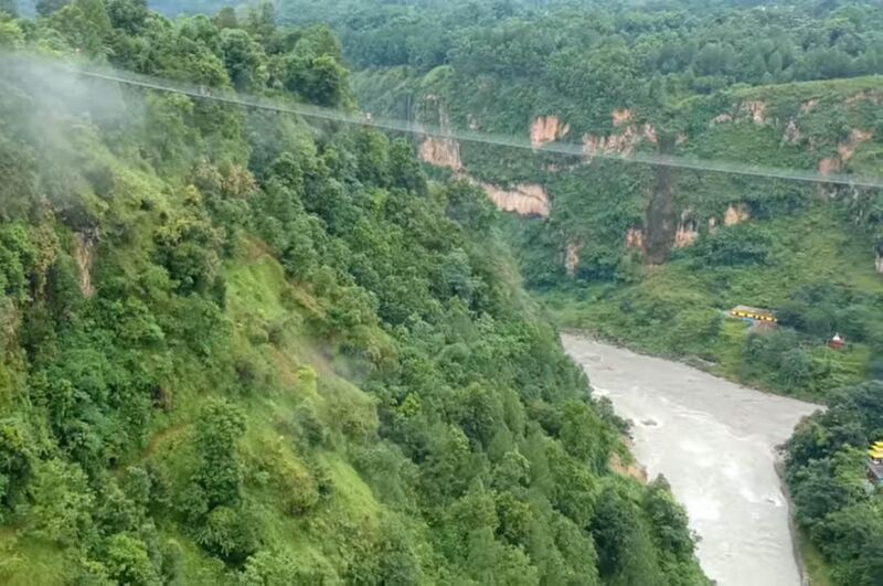 File:MudikuwaFootbridgeDrone.jpg