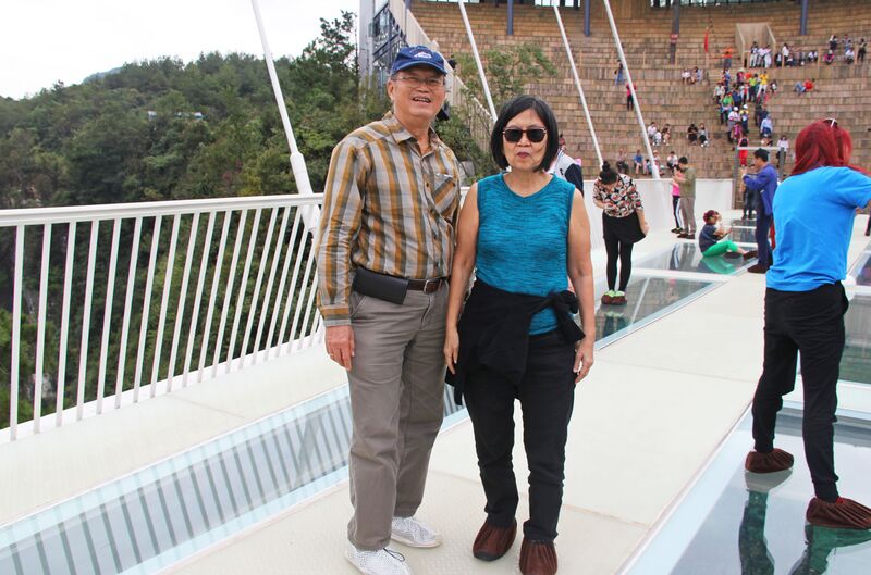 File:12ZhangjiajieBenMarieByEric.jpg