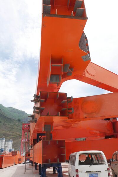 File:Guniuhe OrangeTruss.JPG