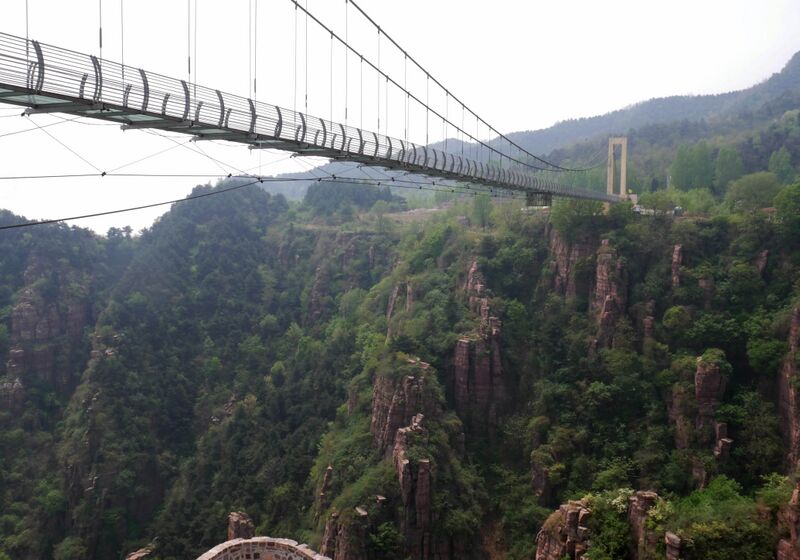 File:JiaodingshanGlassSpires.JPG