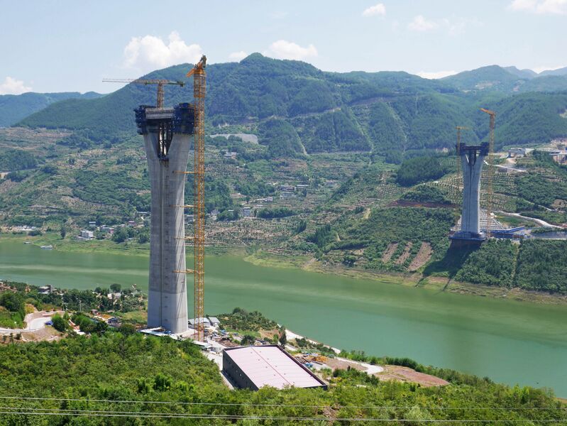 File:DaxihePiersWater.JPG