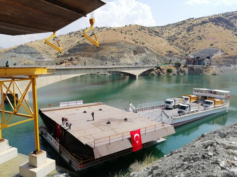 File:Komurhan15.jpg
