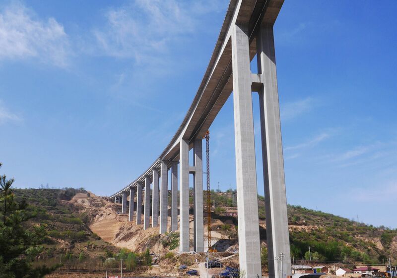 File:WagangchuanPiersView.JPG