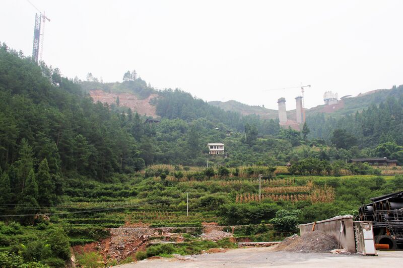 File:YelangheRailwayApproaches.jpg