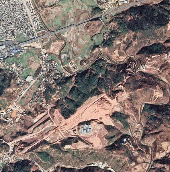 File:YinjiangheRailwaySatelliteWide.jpg