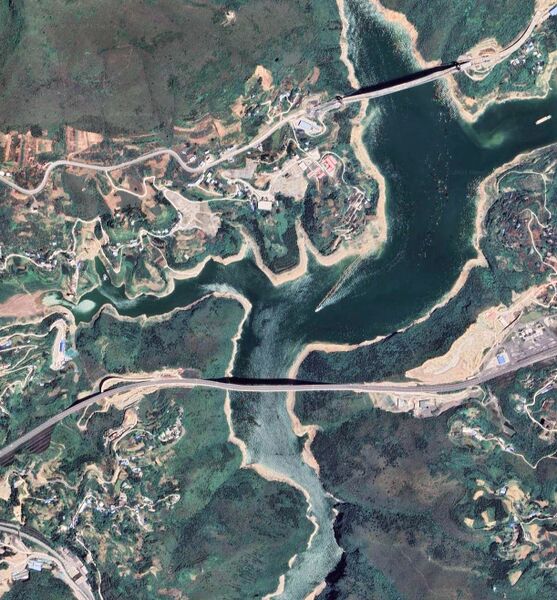 File:DaningheCloseSatellite.jpg