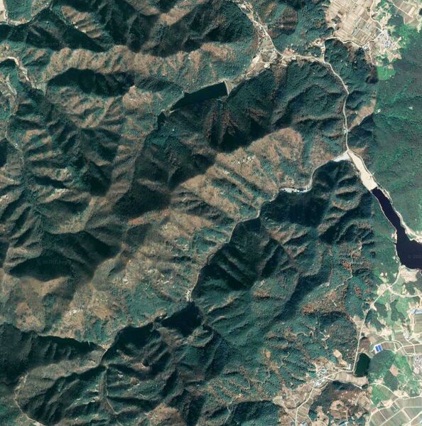 File:GangcheonsanSatelliteWide.jpg