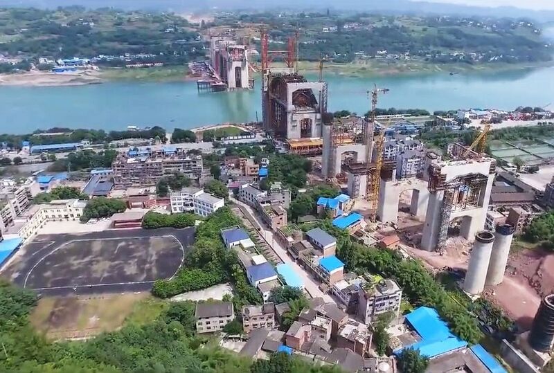 File:JinshajiangRailwayBridgeChengguiConstDrone.jpg