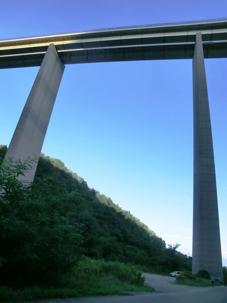 File:A15-RioVerdeBridgeByEugenio Merzagora.JPG