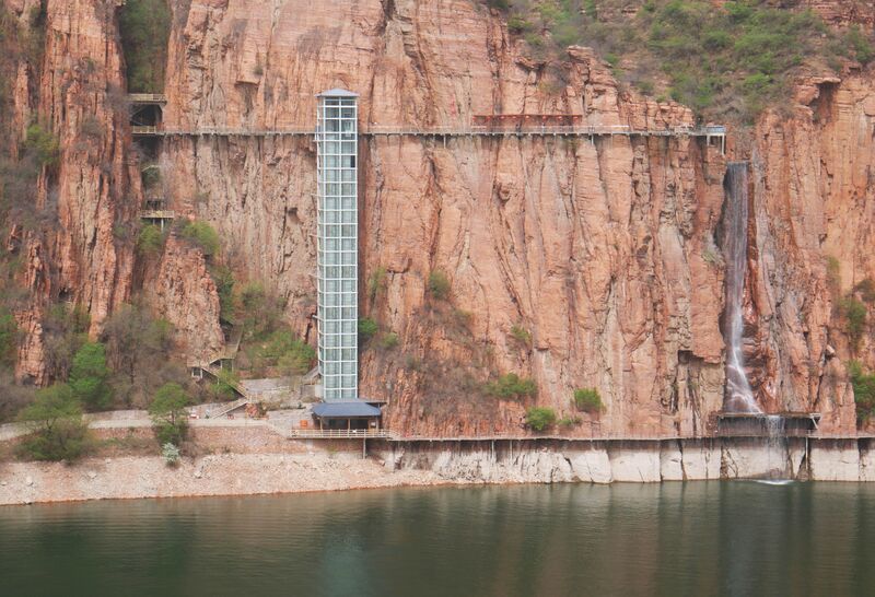 File:JingnianghuElevator3.JPG