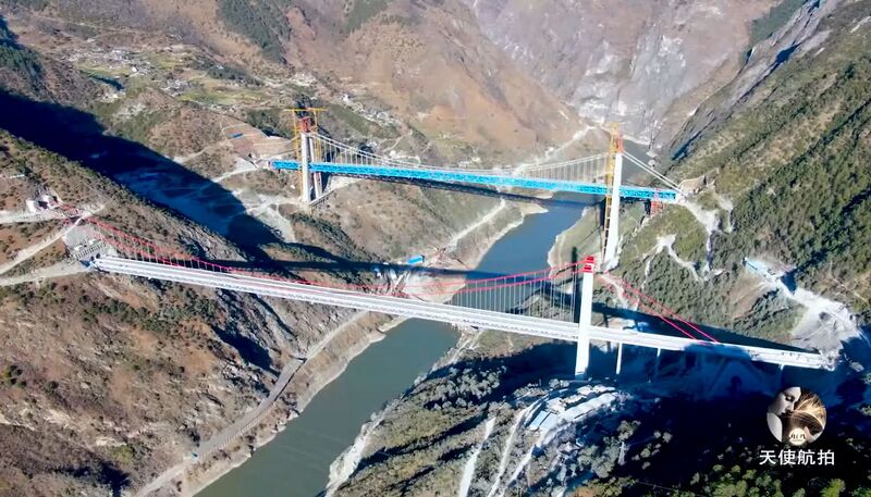 File:TigerLeapingTwoBridgeDrone16.jpg