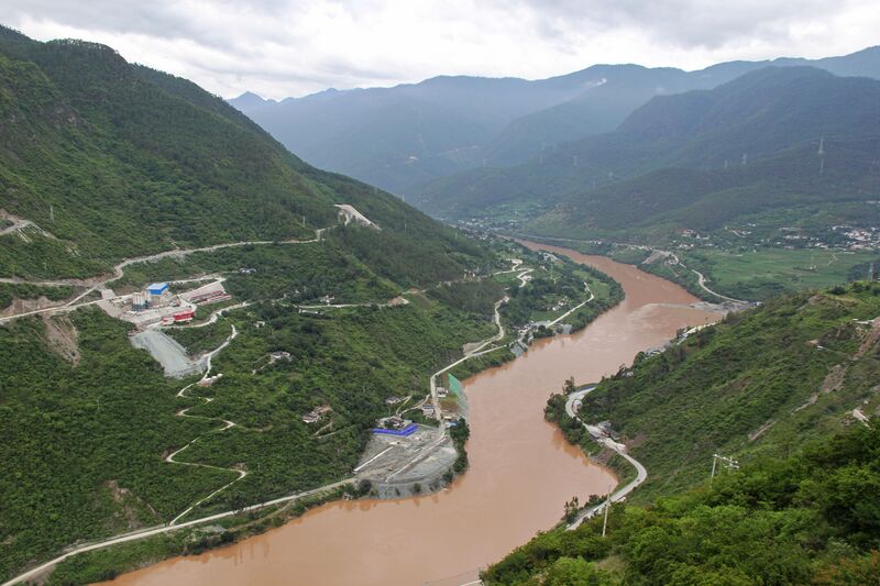 File:260TigerLeapingExpresswayUpstream copy.JPG