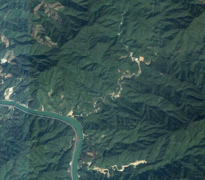 File:GulongxiaSatelliteWide.jpg