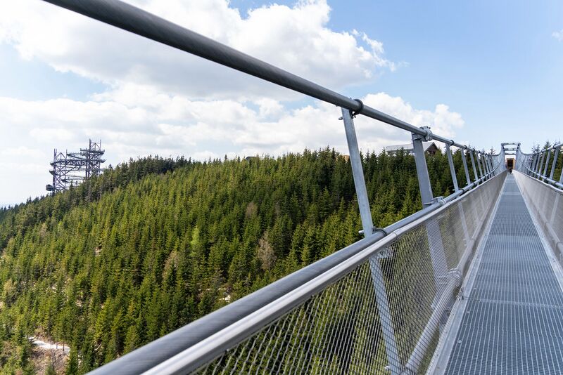 File:Sky-bridge-721-taros-nova 9.jpg