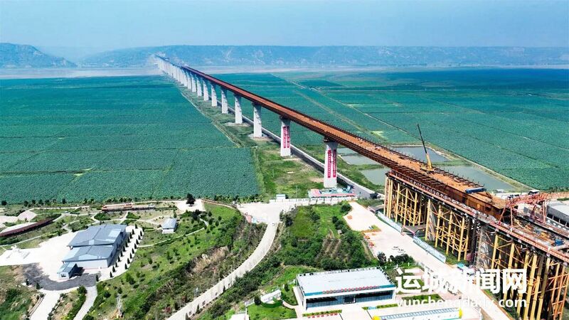 File:Huanghe Bridge Linyi37.jpg