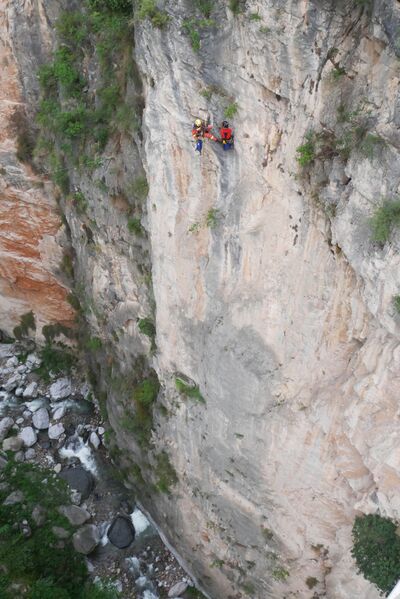File:ShangwujiaoPipelineRescuers.JPG