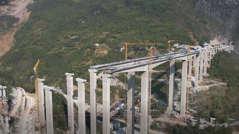 File:Xixihe Bridge WuzhenCranes.jpg
