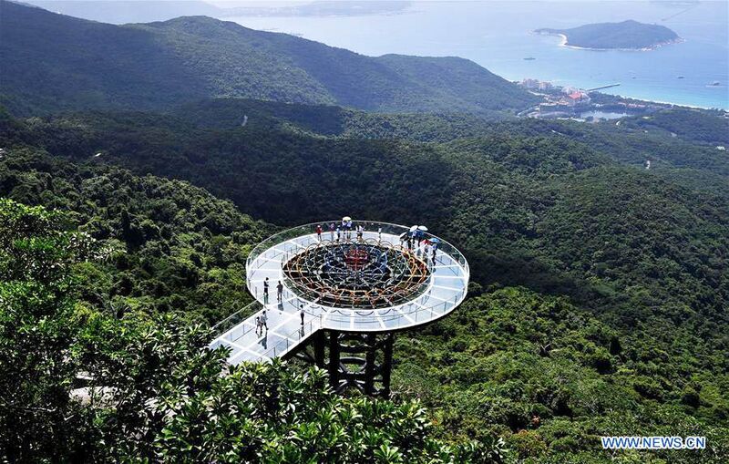 File:YalongBayOverlookPlatform.jpg