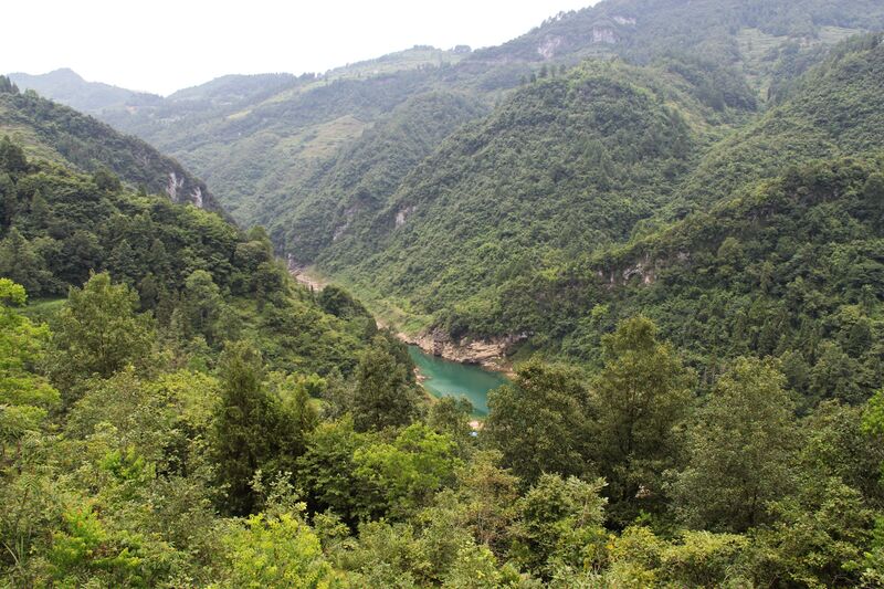 File:Unknown150mtrHFengleRiverValley.JPG