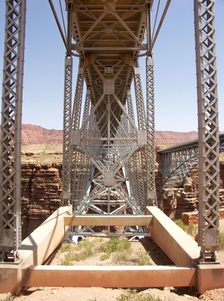 File:NavajoBridge163.jpg