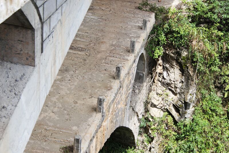 File:TiesuoCloseBelow.JPG