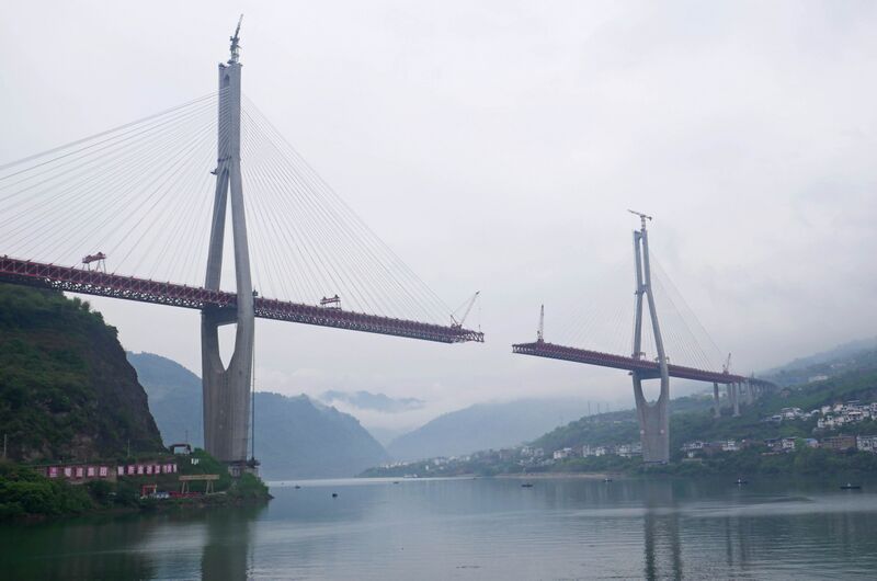 File:Jinshajiang Bridge XinshiWideGray.JPG