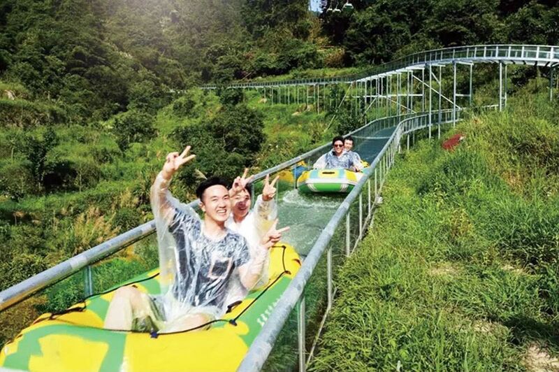 File:Piyanshan GlassSlide.jpeg