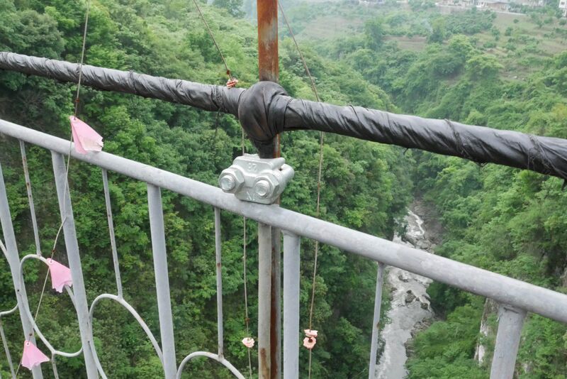 File:Tongzi FootbridgeCableWrap.JPG