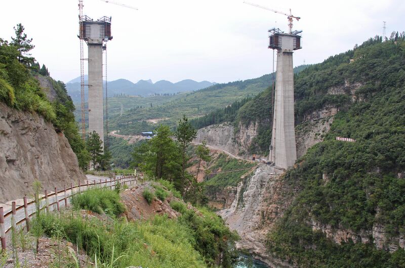 File:WujiangRailwayHighSpeedRiverView.jpg
