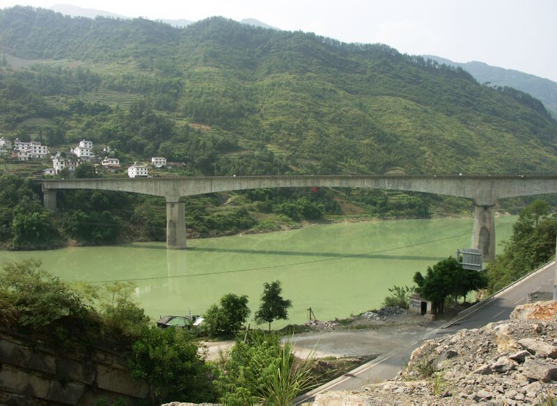 File:WujiangRiverRailwayBridge2.jpg