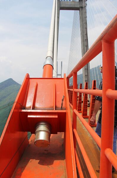 File:BeipanjiangDugeStaySocketClose.jpg