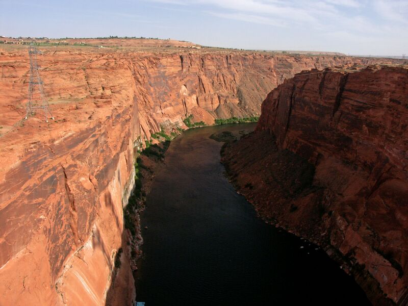 File:GlenCanyonDamBridge117.jpg