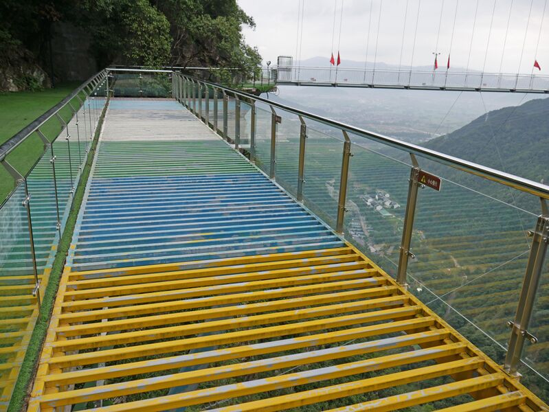 File:Lianghuangshan GlassSlats.JPG