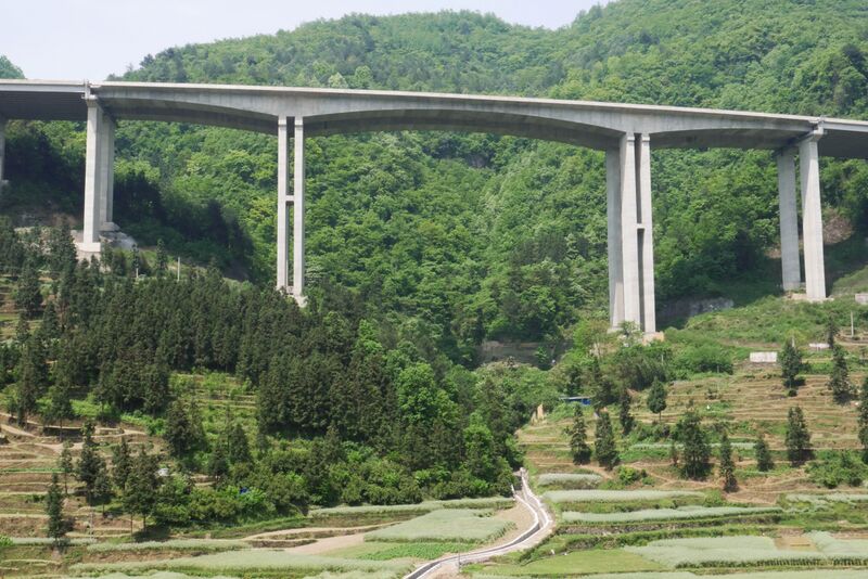 File:LongzhuangSide.JPG