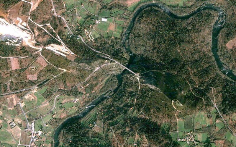 File:3UllaAerial.jpg